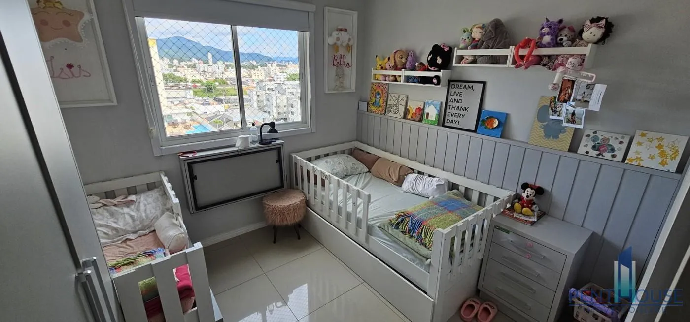 Imagem Apartamento Zona Central para Venda em Balneário Camboriú, CENTRO, 3 dormitórios, 1 suíte, 3 banheiros, 2 vagas