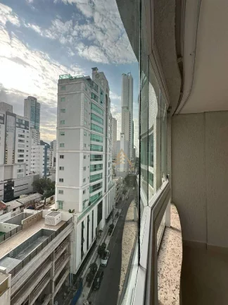 Imagem Apartamento com 3 dormitórios à venda, 98 m² por R$ 1.390.000,00 - Pioneiros - Balneário Camboriú/SC