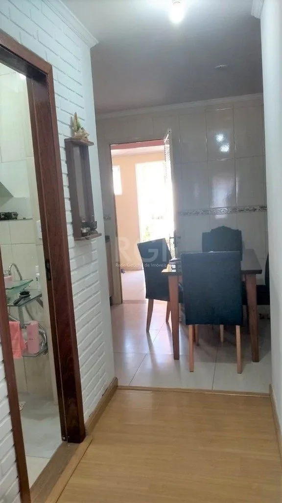 Imagem Casa no Centro de Gravatai de 2 dormitórios e vaga
