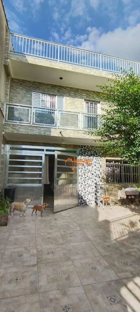 Imagem Sobrado com 3 dormitórios à venda, 240 m² por R$ 550.000,00 - Jardim Las Vegas - Guarulhos/SP