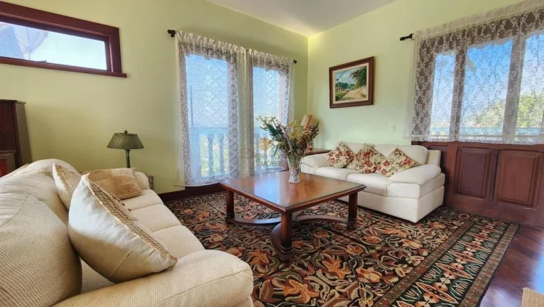 Imagem Casa em Condomínio para Venda em Teresópolis / RJ no bairro Golfe