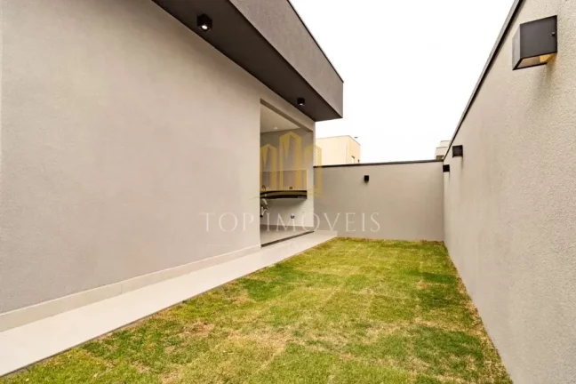Imagem Magnifica casa Nova três dormitórios suite master espaço gourmet em condominio fechado