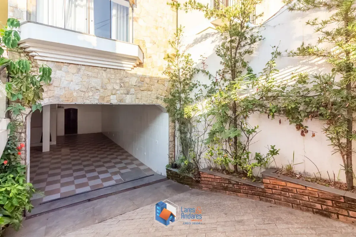 Imagem Sobrado para venda em City Recanto Anastácio com 3 quartos, sendo 1 suíte, 216m²