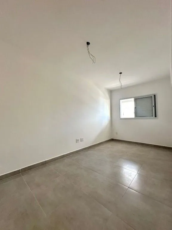 Imagem Apartamento à Venda em Guilhermina, Praia Grande - SP