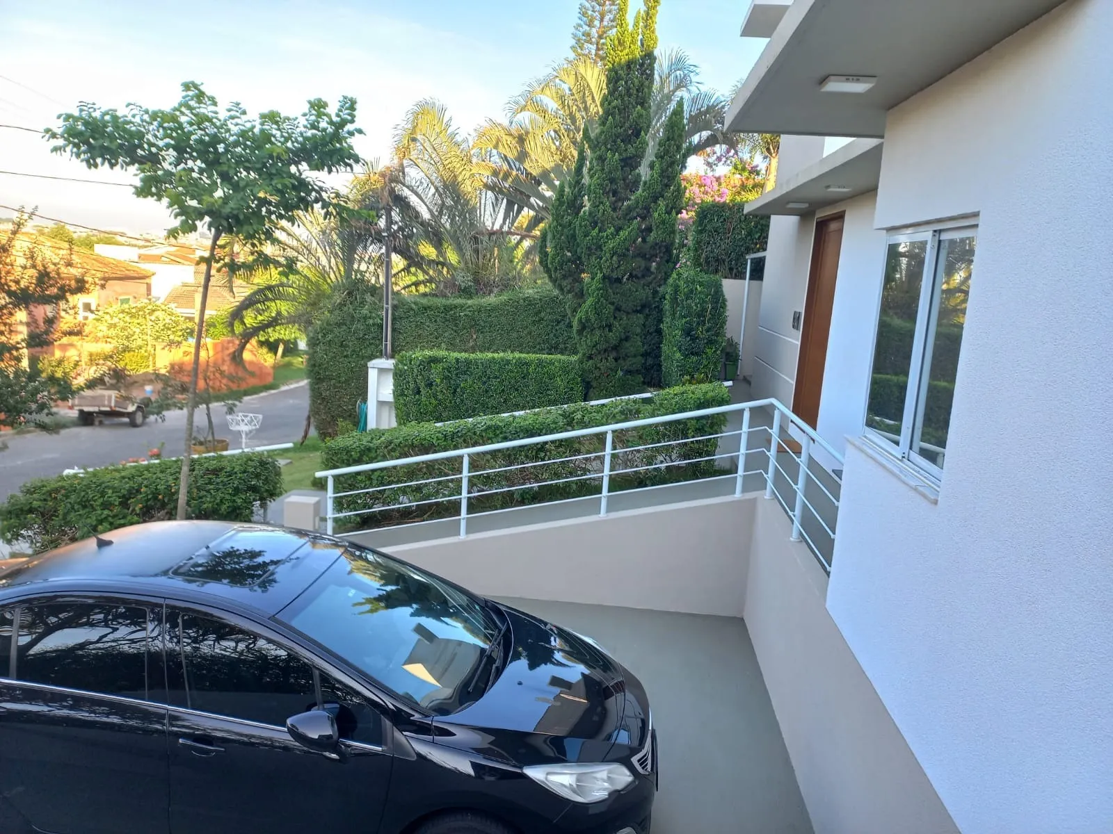 Imagem Casa Dupla Localizada no Condomínio Santo Antônio l
