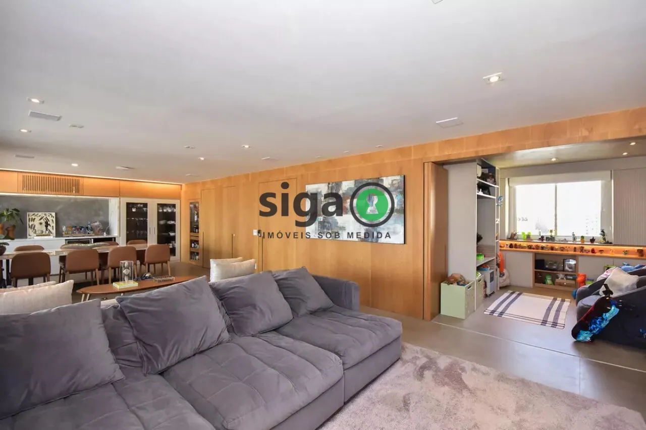 Imagem Apartamento de 223 metros com 3 quartos e 4 vagas