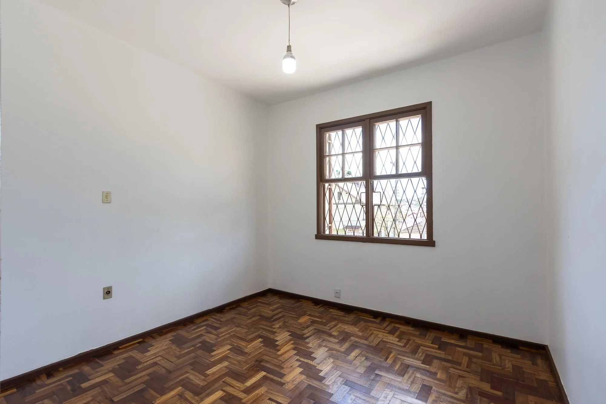 Imagem CASA 2 DORMITÓRIOS NO SANTA TEREZA