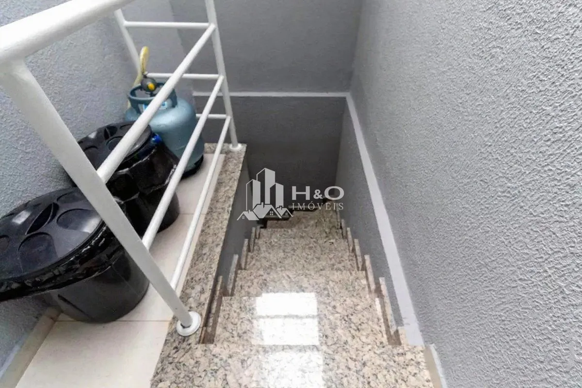 Imagem Sobrado em condomínio à venda na Vila Granada - 150 m² | 3 dormitórios | 1 suíte | 3 vagas