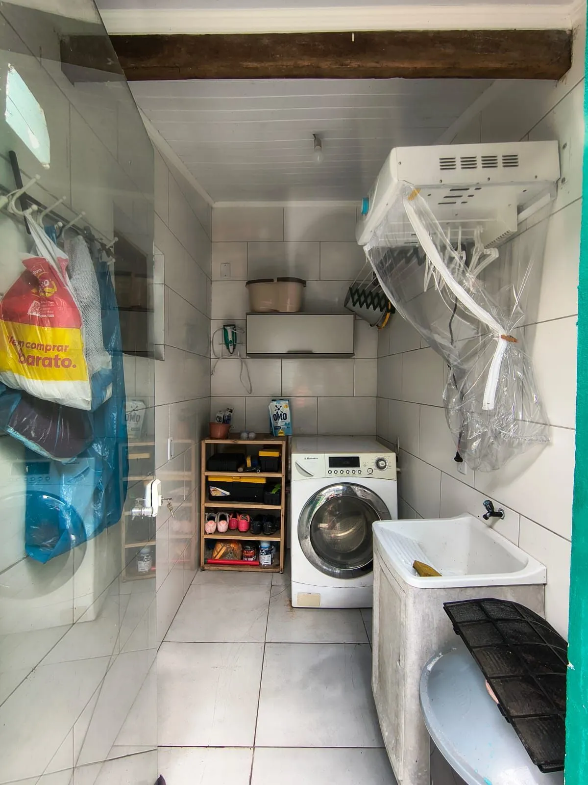 Imagem Casa semi mobiliada de 3 dormitorios no bairro Hipica