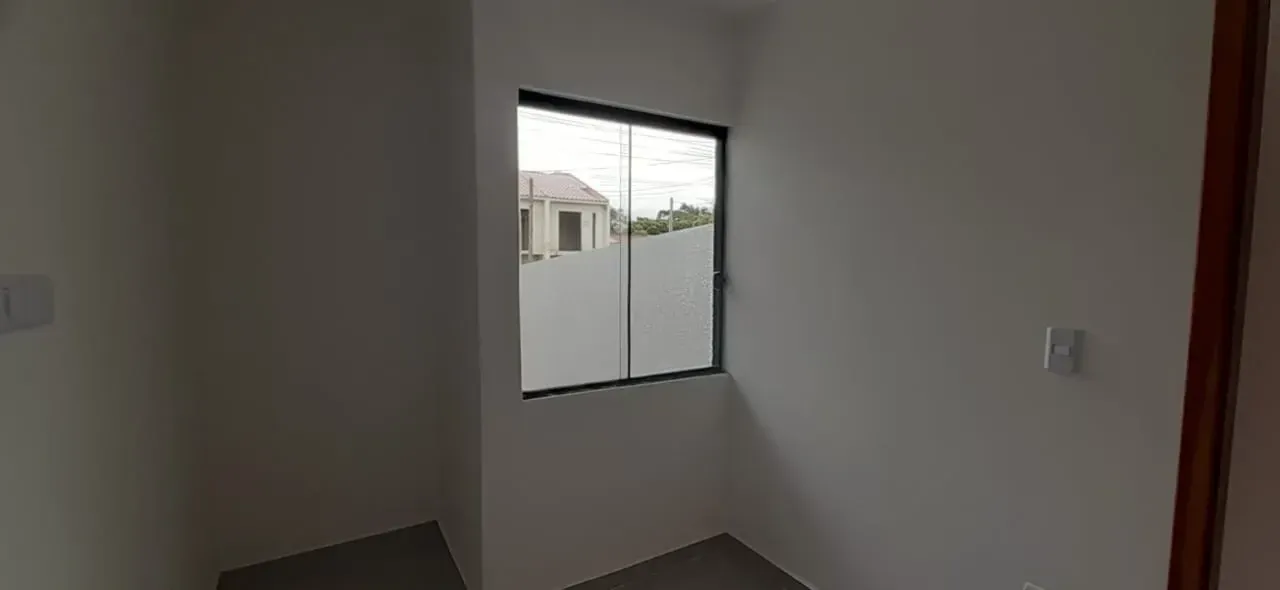 Imagem Casa com 3 Quartos à Venda, 54 m² em Tatuquara - Curitiba