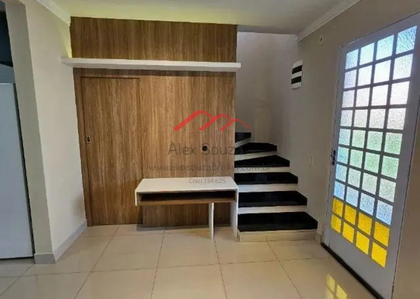 Imagem Sobrado em Condomínio para Venda, Alto de Pinheiros, 2 dormitórios, 2 banheiros, 1 vaga