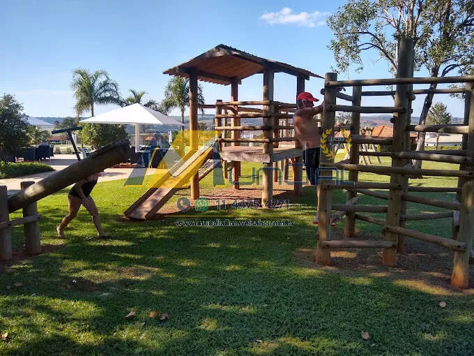 Imagem Procurando uma oportunidade de comprar um excelente terreno? Apresento o