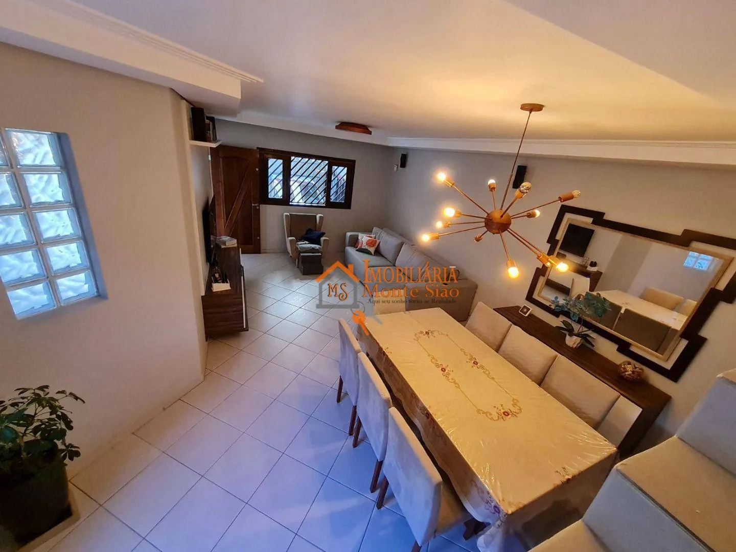 Foto do imóvel Sobrado com 3 dormitórios à venda, 192 m² por R$ 848.000,00 - Jardim Vila Galvão - Guarulhos/SP