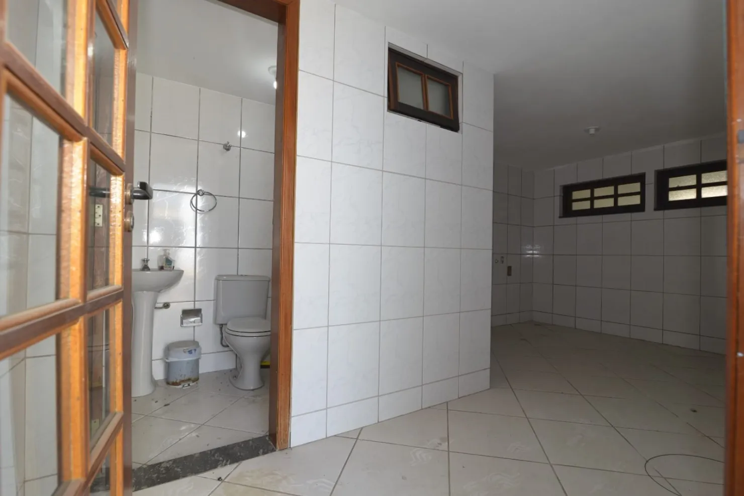 Imagem Casa à venda 2 Quartos, 1 Vaga, 220M², Chácara São Silvestre, Taubaté - SP
