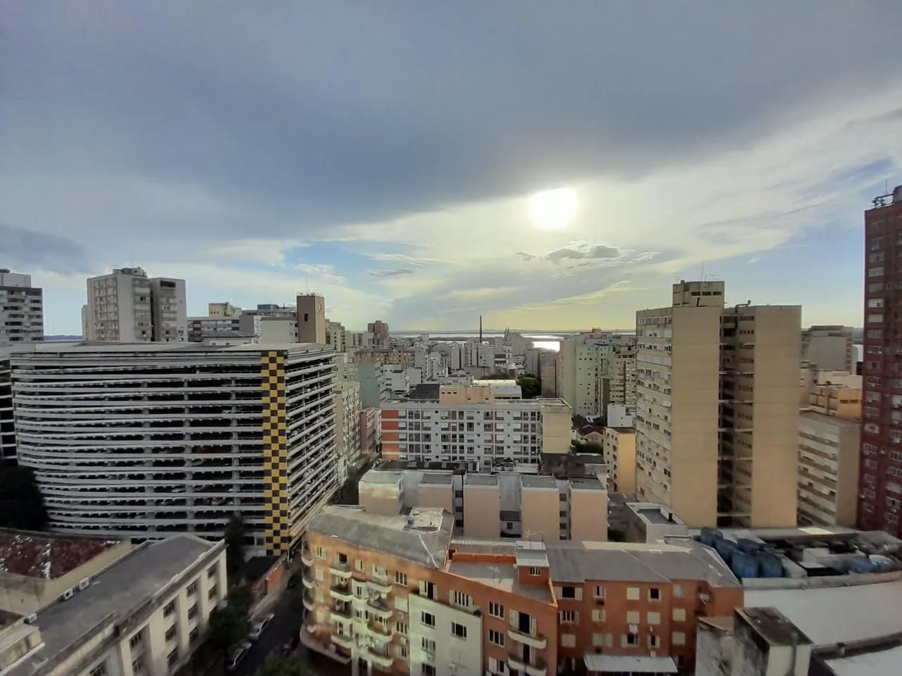Imagem Sala comercial à venda em Porto Alegre, Centro Histórico, 42.23m2