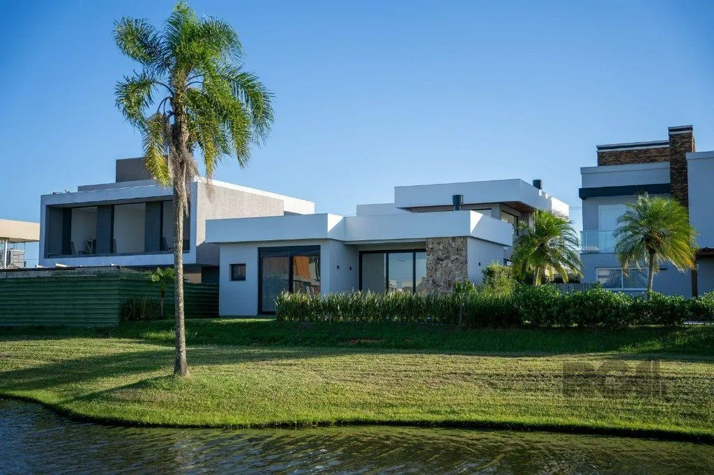 Imagem Casa de Condomínio em Beira Mar