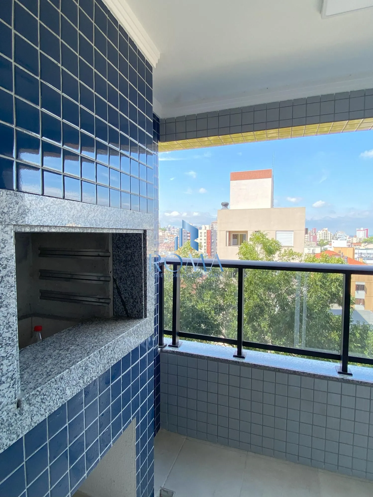 Foto do imóvel APARTAMENTO SEMI MOBILIADO