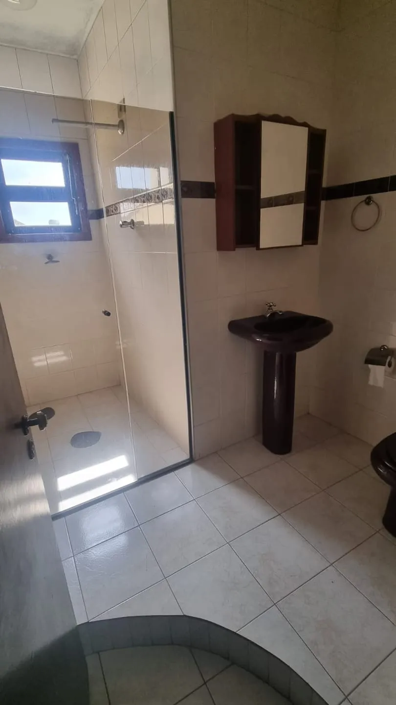 Imagem Sobrado à venda - 4 dormitórios (1 Suite)