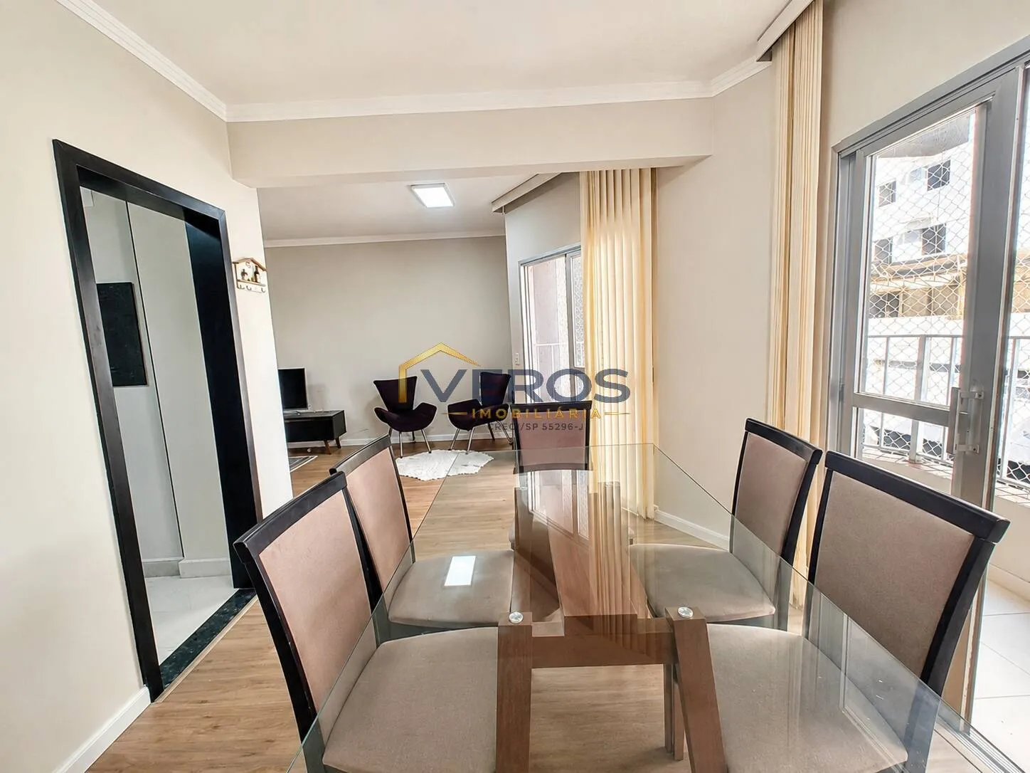 Imagem Apartamento Mobiliado à Venda na Martim de Sá I 2 dormitórios