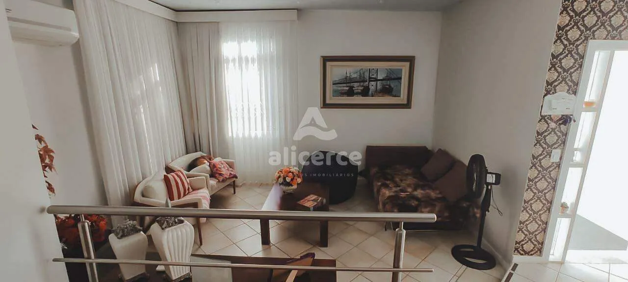 Imagem Casa com 4 Dormitórios, Piscina e Espaço Gourmet em Rua Sem Saída - Conforto, Privacidade e Localização Privilegiada no Itaguaçu! - Florianópolis/SC