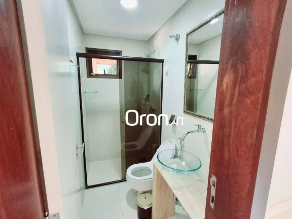Imagem Sobrado à venda, 371 m² por R$ 3.800.000,00 - Residencial Aldeia do Vale - Goiânia/GO