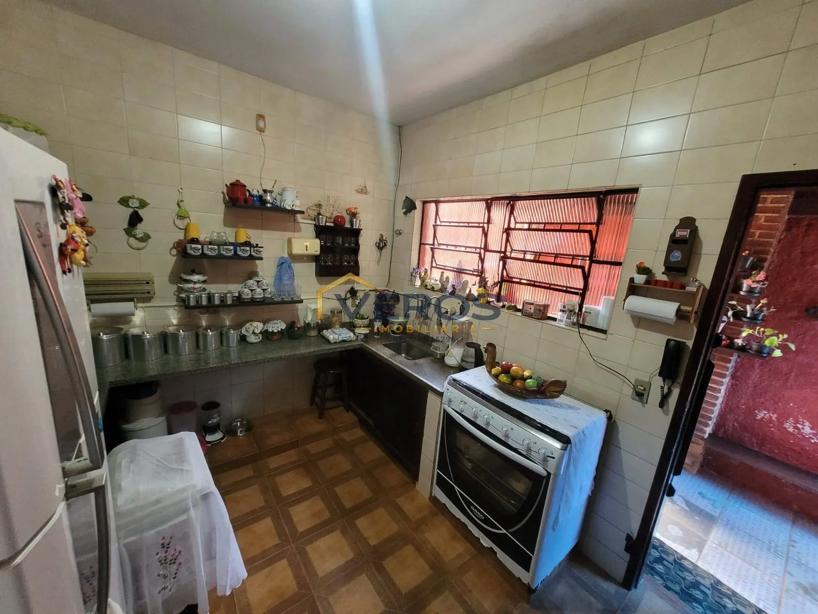 Imagem Casa térrea a venda com 4 quartos no Bairro Indaiá Caraguatatuba