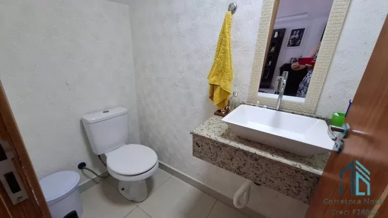 Imagem Casa 03 quartos c/suíte, área de lazer, churrasqueira, 04 vagas no Bairro Alto em Curitiba PR