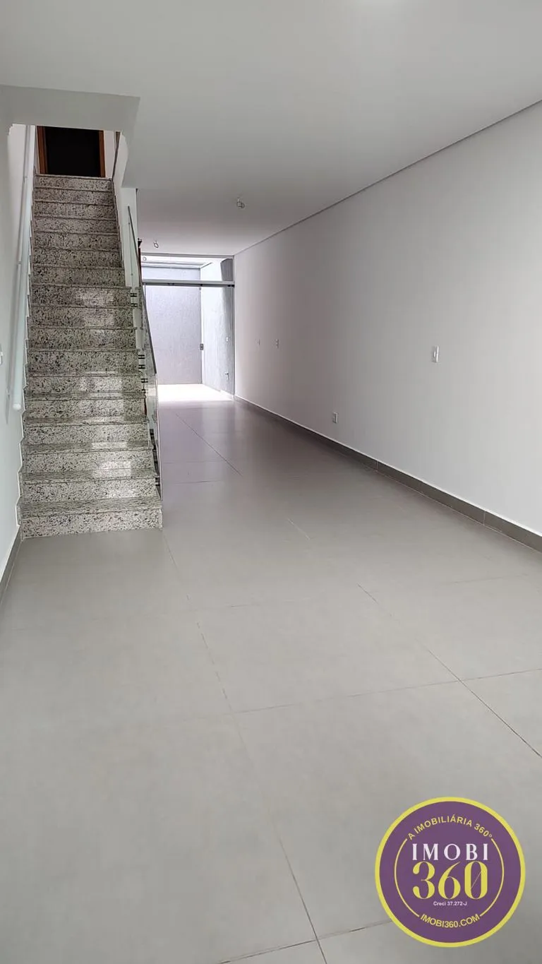Imagem Excelente Sobrado novo com 3 quartos e suíte 2 vagas 115m².