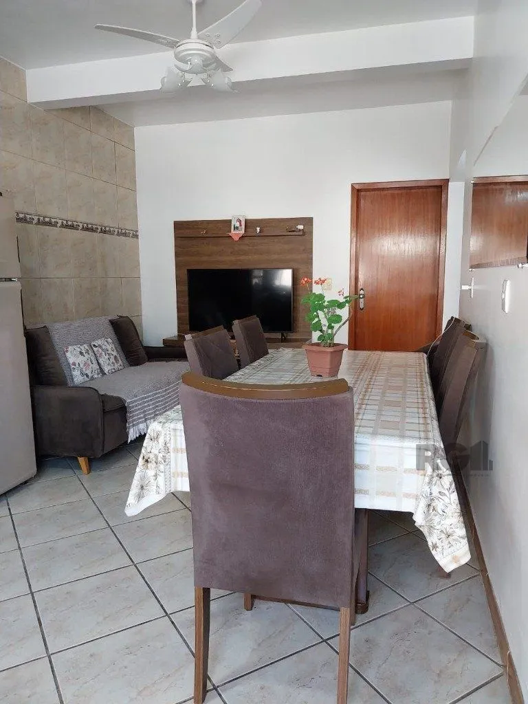Imagem Casa de 4 dormitórios no bairro Santa Rosa de Lima