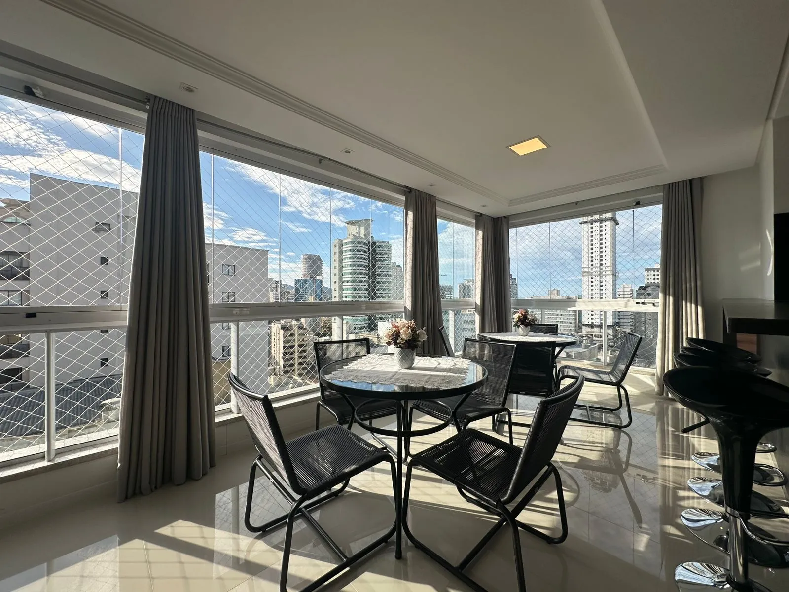 Imagem Apartamento à venda com 134m2 por R$ 2.100.000,00