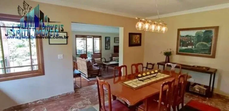 Imagem CASA 330m², TERRENO 1.500m². IMPECÁVEL E COM MUITO CHARME -