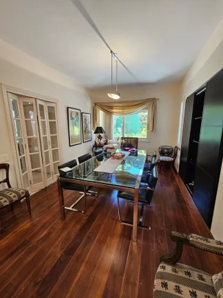 Imagem Casa à venda, na Cidade Jardim com 2 quartos, 2 salas, 5 banheiros, 4 vagas.