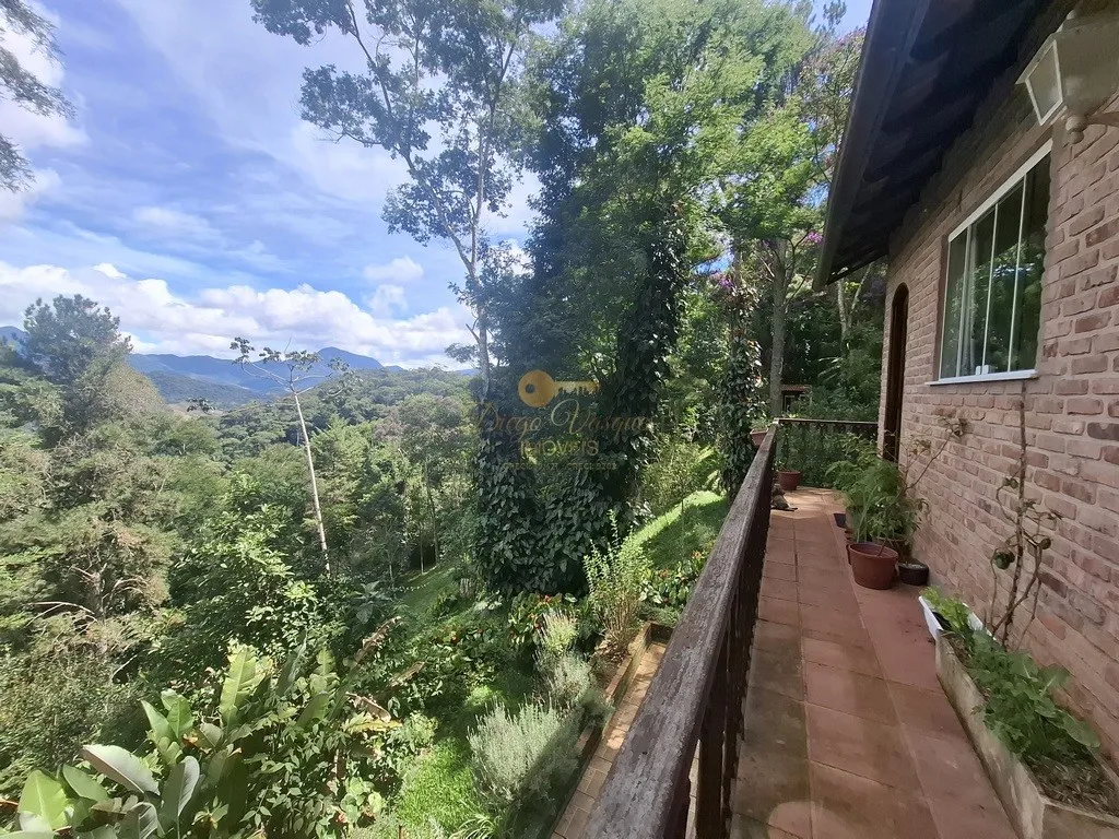 Imagem Casa para Venda em Teresópolis / RJ no bairro Albuquerque