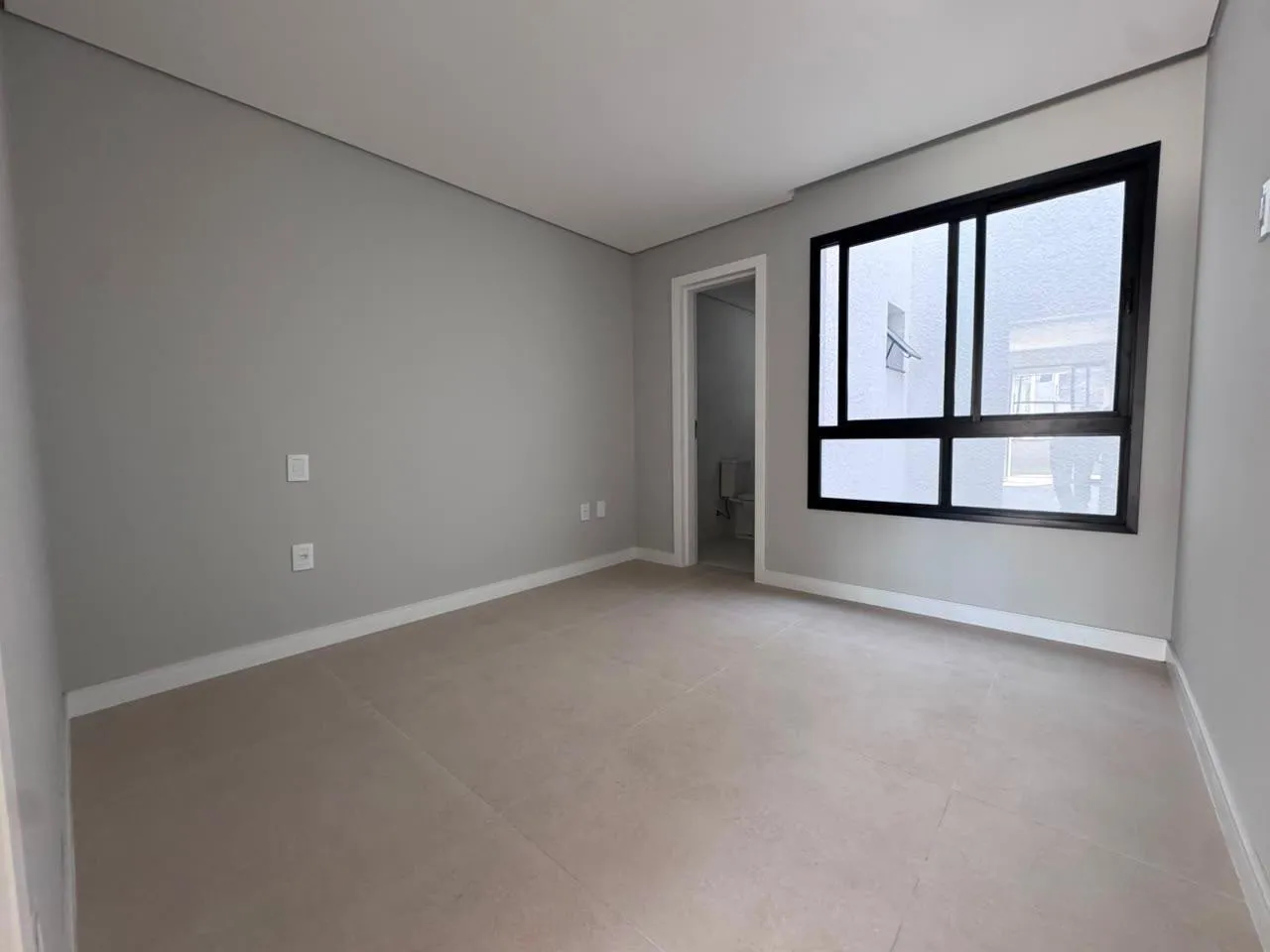 Imagem Apartamento à venda com 97.47m2 por R$ 1.050.000,00