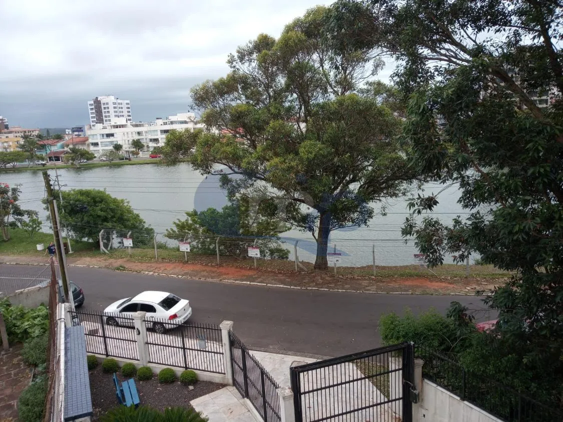 Imagem Apartamento á venda com 2 dormitórios no centro de Torres/RS