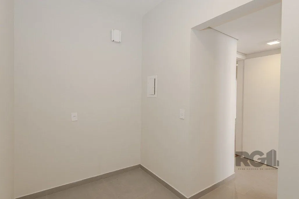 Imagem Apartamento totalmente reformado 2 dormitórios com 2 suítes, localizado no bairro Santana.