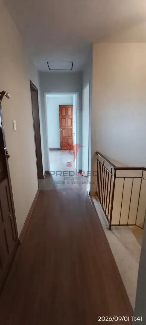 Imagem PRONTO PARA MORAR NO CENTRO: SOBRADO DE 3 DORMS, SUITE E 2 VAGAS