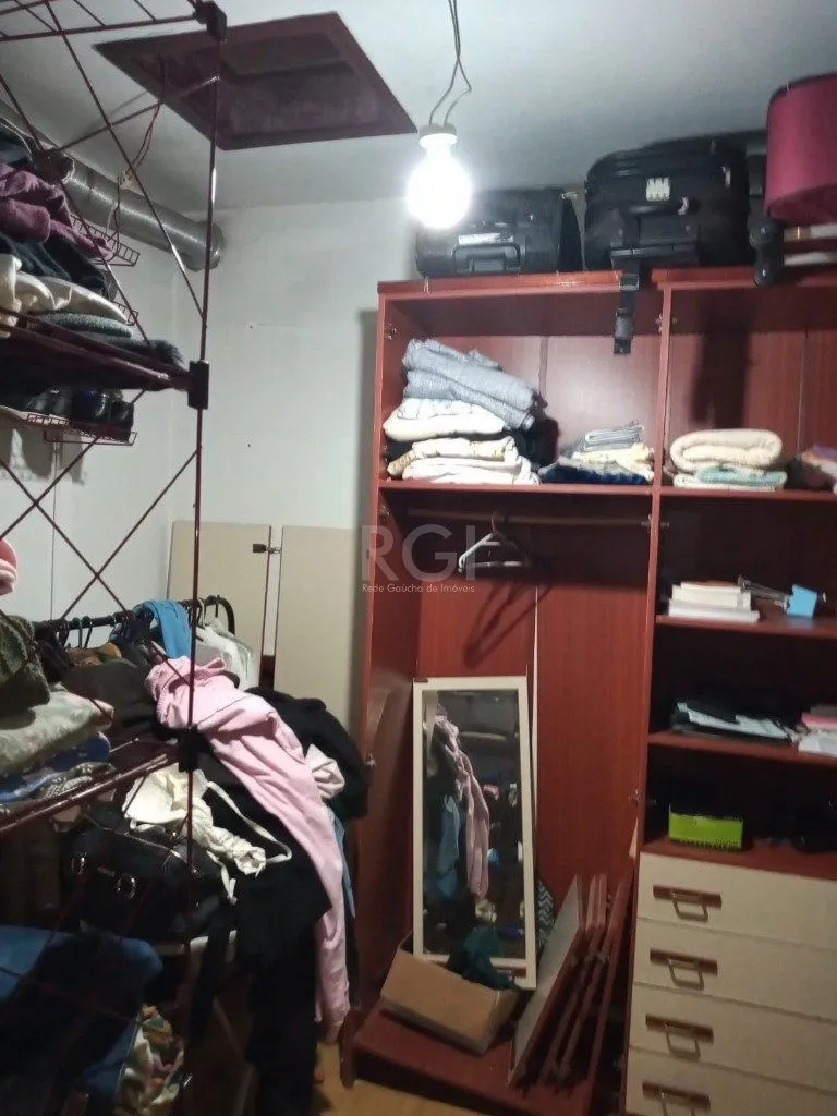 Imagem Casa para Venda - 256.87m², 3 dormitórios, sendo 1 suites, 2 vagas - Teresópolis