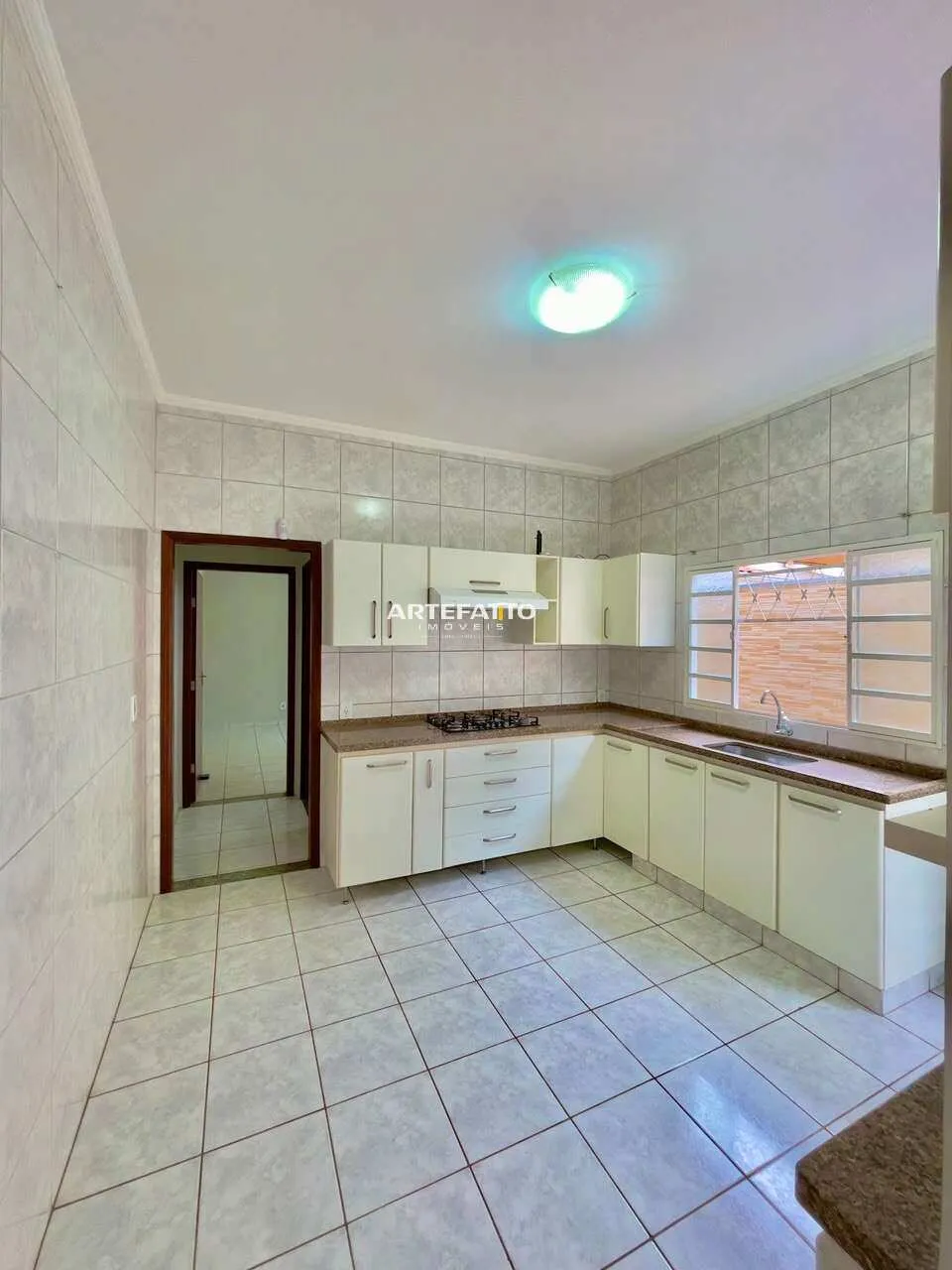 Imagem Casa à venda em Franca, Jardim Tropical II, com 2 quartos, 83m2