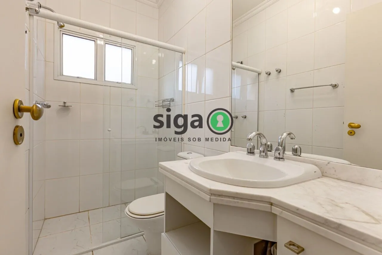 Imagem Casa em Condomínio Residencial das Acácias á Venda - 568m², 6 quartos, 4 vagas