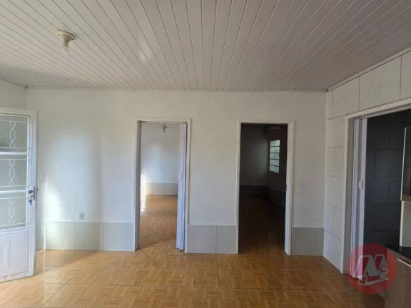 Imagem Casa com 2 dormitórios para alugar, 58 m² por R$ 1.615,00/mês - Medianeira - Porto Alegre/RS