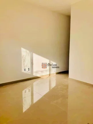 Imagem Sobrado com 2 dormitórios à venda, 84 m² por R$ 325.000,00 - Vila Batista - Bragança Paulista/SP