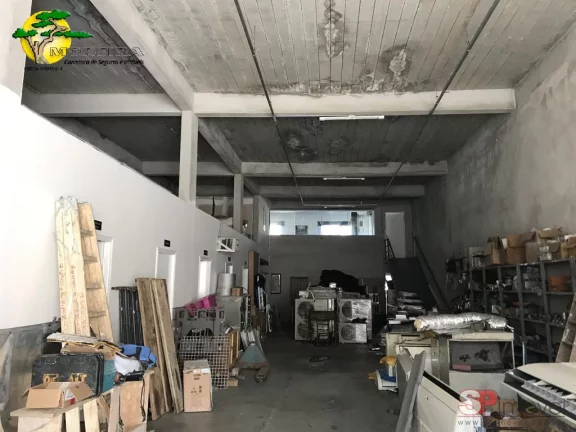 Foto do imóvel GALPÃO COM 800M² PRÓXIMO DA AV. GEN. EDGAR FACÓ