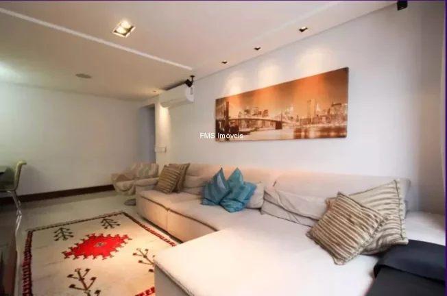 Foto do imóvel Apartamento para locação no Itaim Bibi, São Paulo-SP: 3 quartos, 1 suíte, 2 banheiros, 1 vaga, 120m².