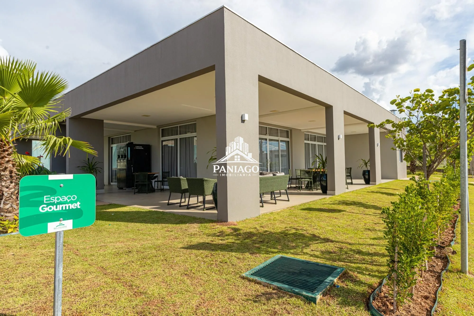 Imagem Sobrado No Belvedere II | 4 Quartos | Energia Solar | Piscina Com Cascata | Espa