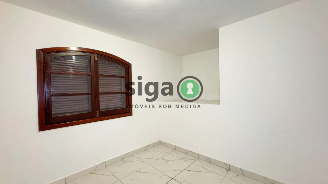 Imagem Casa à Venda no Jardim Aeroporto ? 3 Dormitórios, Suíte, Quintal e Edícula
