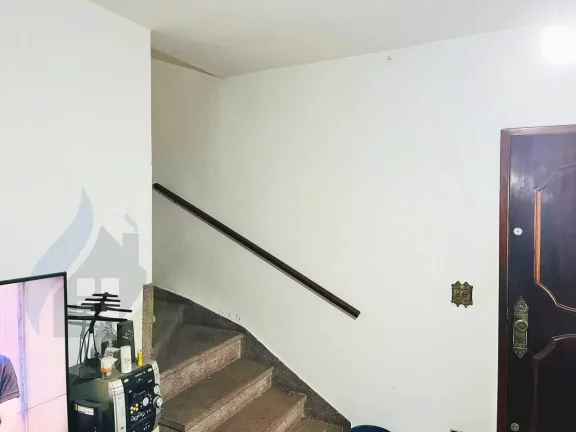 Imagem Casa de 3 dormitórios, 1 suíte, 3 banheiros, 2 vagas, com 135m² em Rudge Ramos, São Bernardo do Campo
