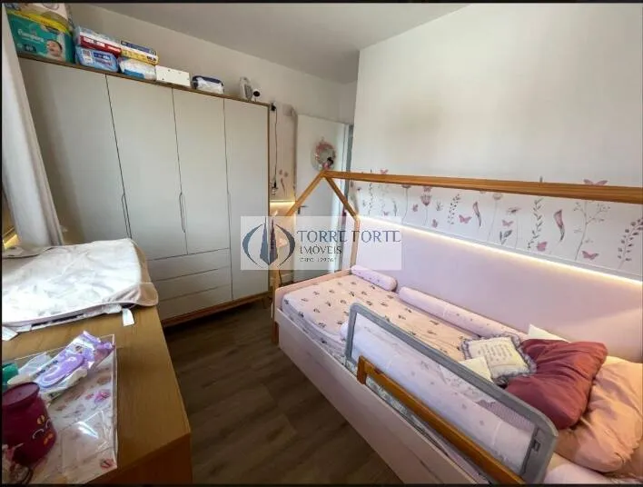 Imagem Apartamento com 3 dormitorios 1 suite 1 vaga , varanda no Tatuape .