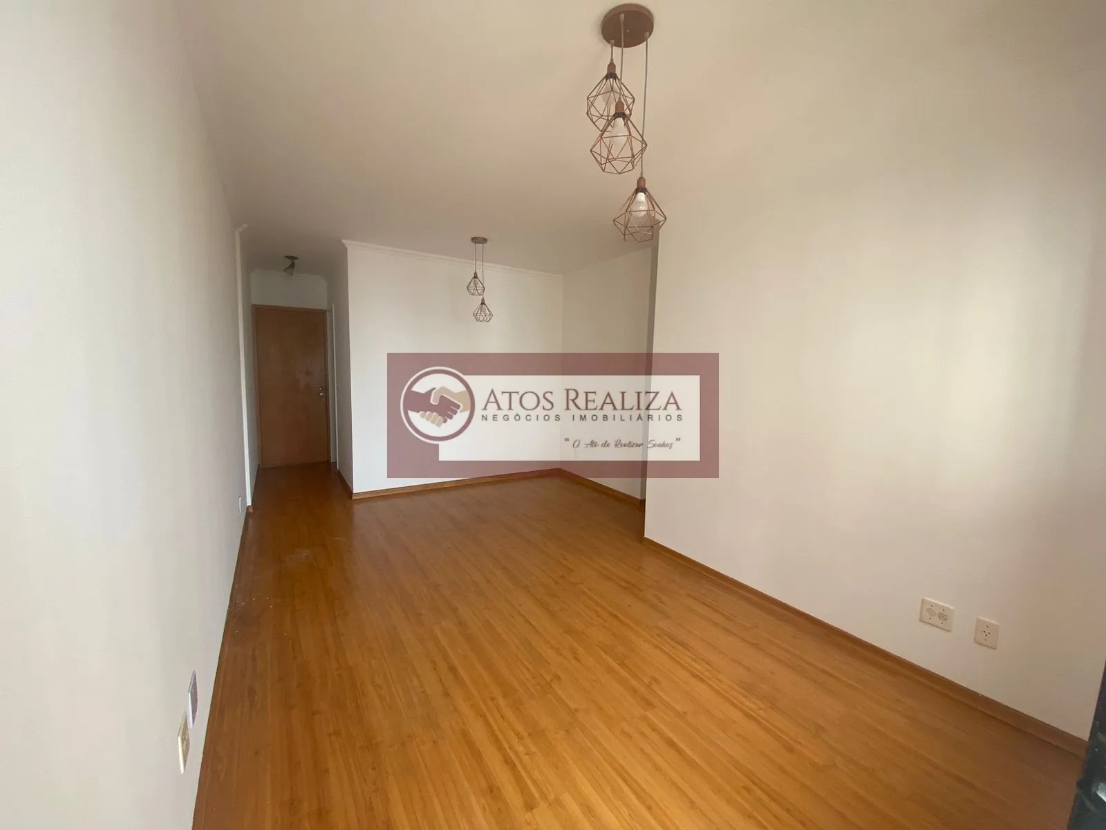 Imagem Vendo OPORTUNIDADE, no Jd Marajoara - São Paulo, Apartamento 70m² com 3 Dormitórios, 1 Suíte, 1 vaga, fazer completo, Venda por R$500k, aceita financiamento e permuta.