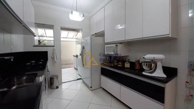 Imagem Casa com 3 suítes à venda - Margem Esquerda - Cachoeira Paulista/SP